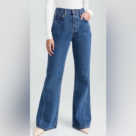 Favorite Daughter Denim - Favorite Daughter
The Valentina Super High Rise Flare Jeans
